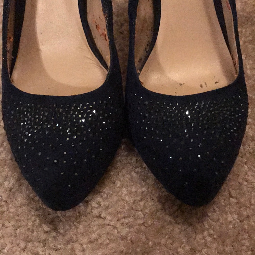 Navy Pumps - Picture 2 of 5